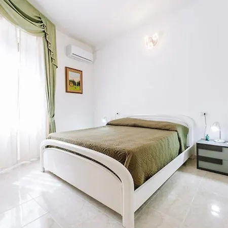 Dom wakacyjny Casa Sara *